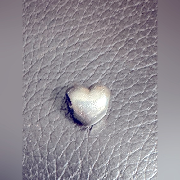 Authentic Pandora Smooth Heart - GUC! - Picture 1 of 3